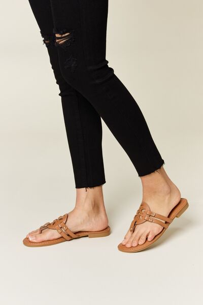 TB Cutout Leather Sandals